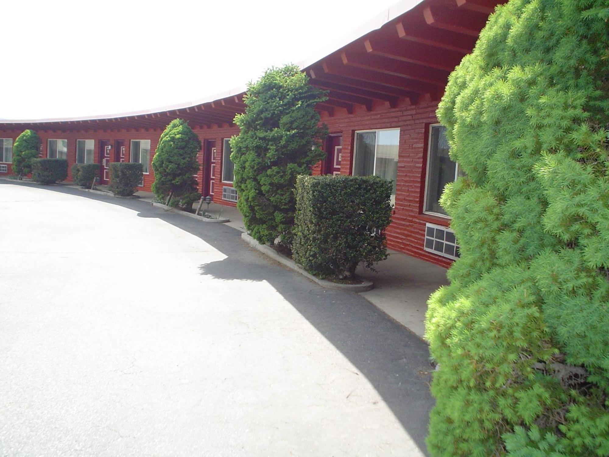 Avenue Motel Wenatchee Exterior photo